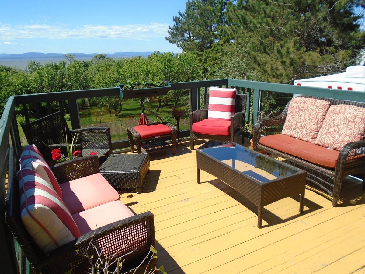 Gite La Halte Du Verger Bed And Breakfast Notre Dame Du Portage 외부 사진