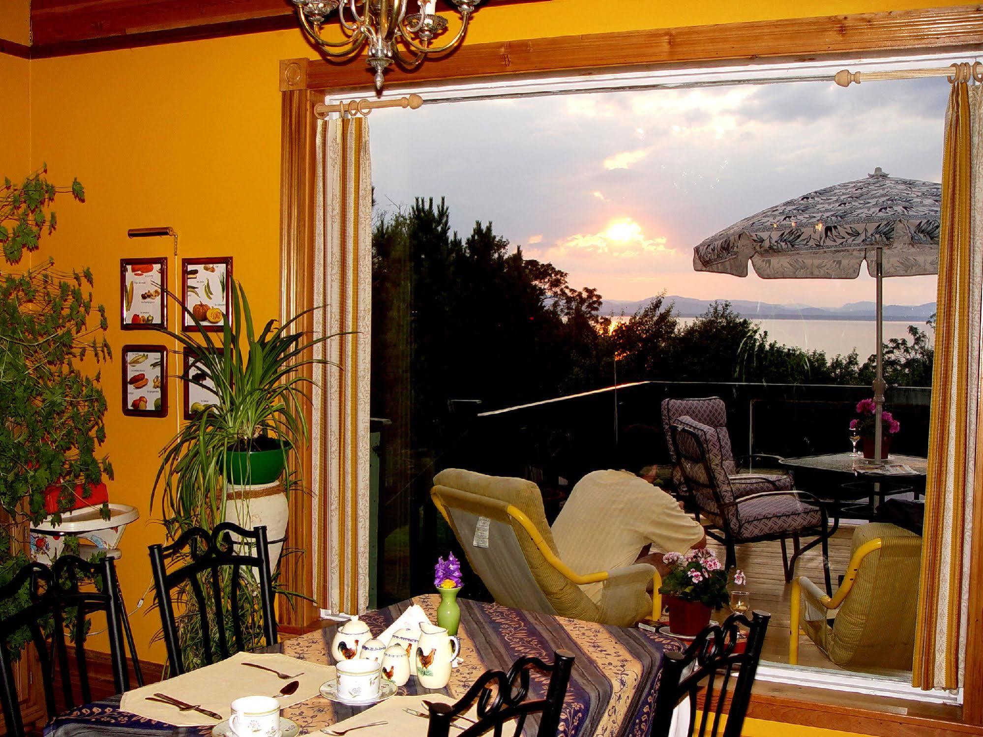 Gite La Halte Du Verger Bed And Breakfast Notre Dame Du Portage 외부 사진